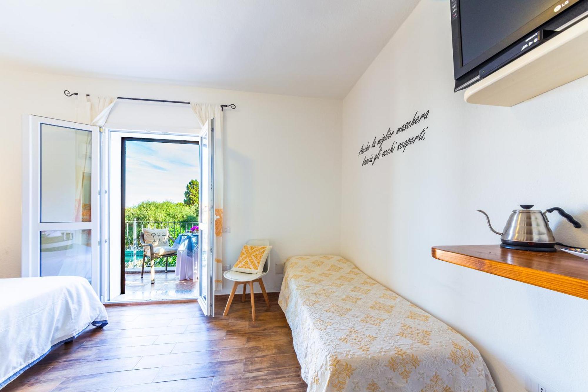 Le Maschere B&B ซานตา เตเรซา กัลลูรา ภายนอก รูปภาพ