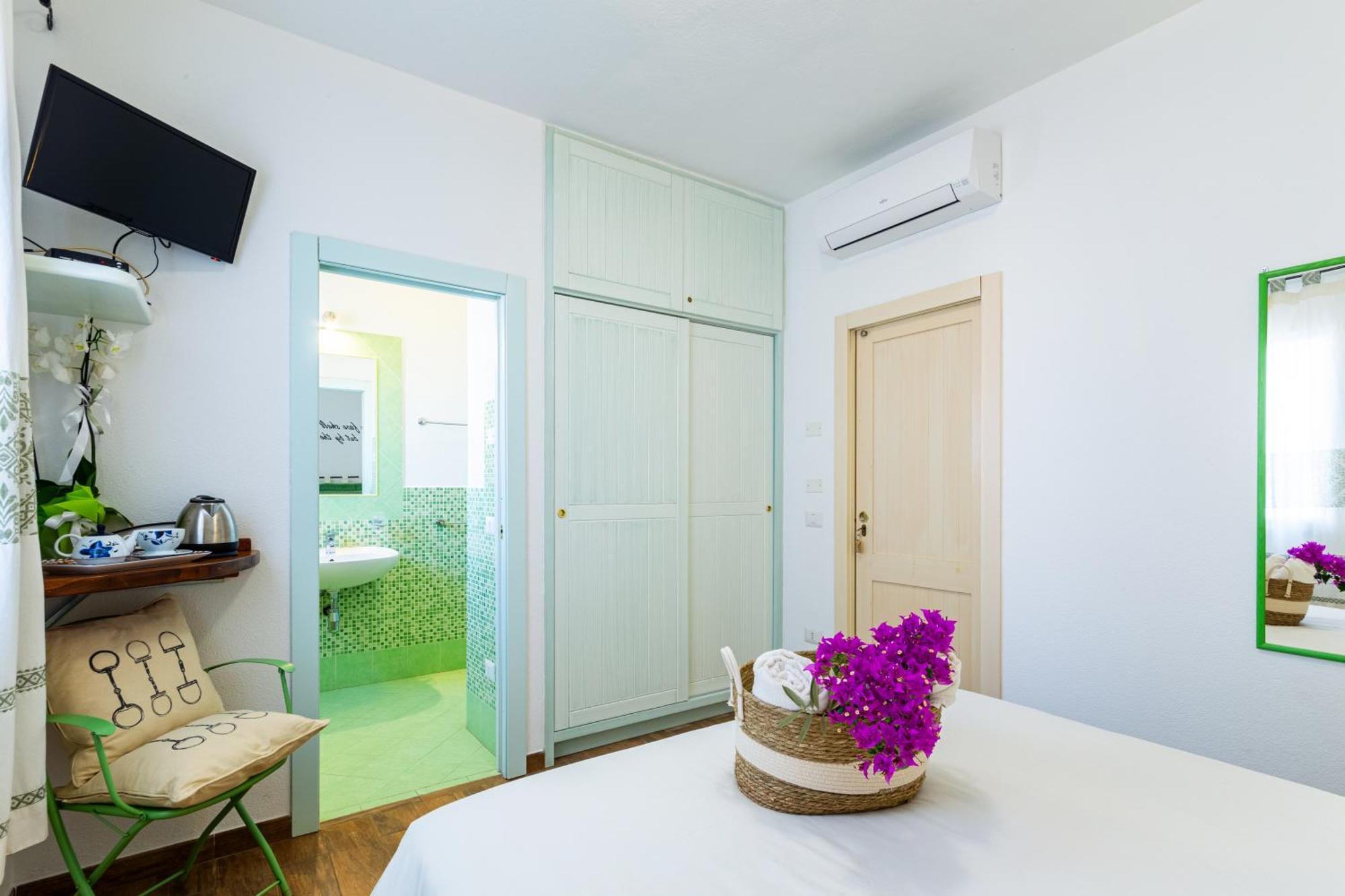 Le Maschere B&B ซานตา เตเรซา กัลลูรา ภายนอก รูปภาพ