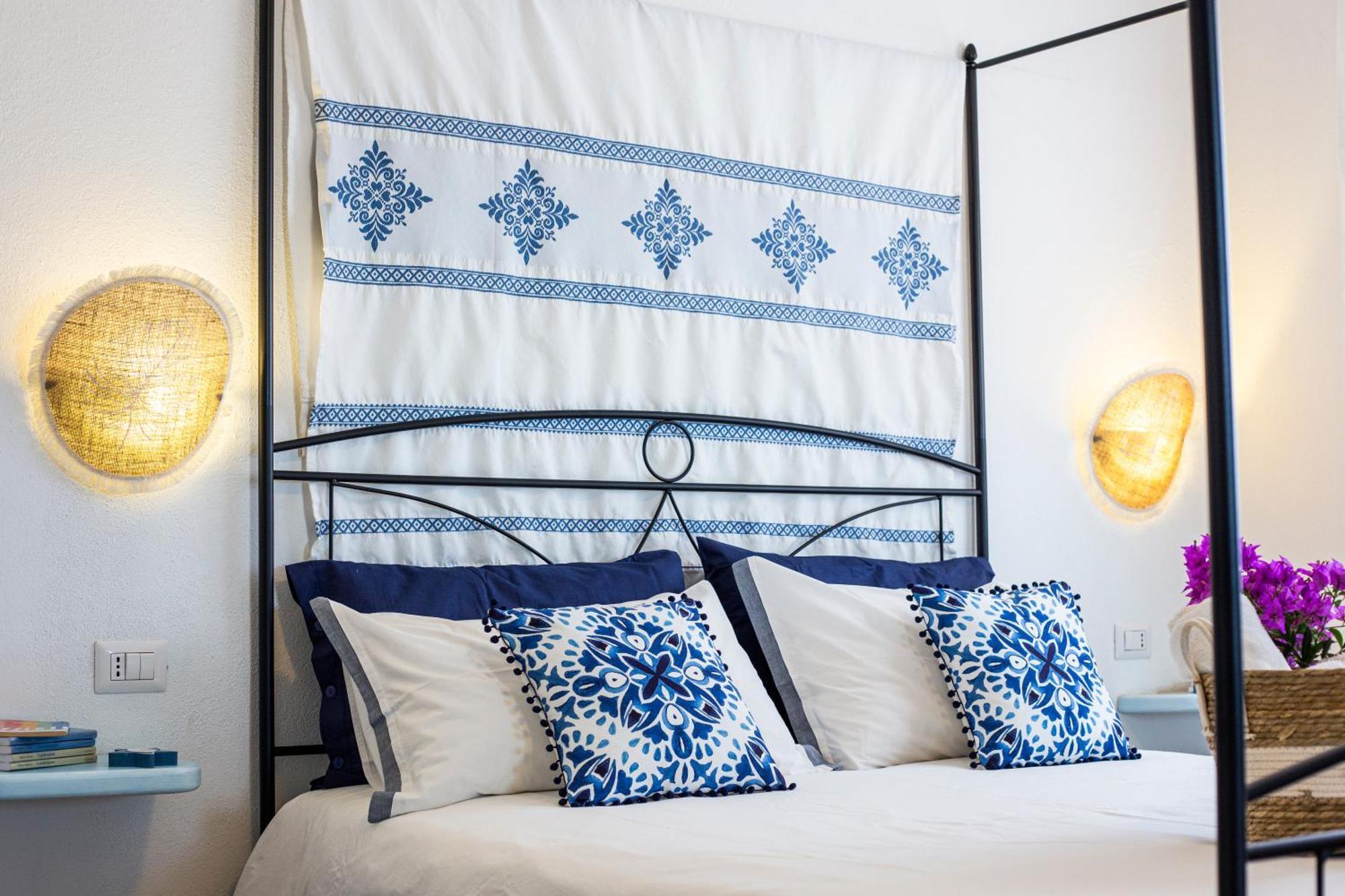 Le Maschere B&B ซานตา เตเรซา กัลลูรา ภายนอก รูปภาพ