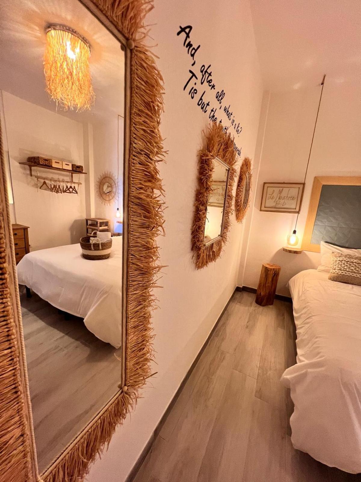 Le Maschere B&B ซานตา เตเรซา กัลลูรา ภายนอก รูปภาพ